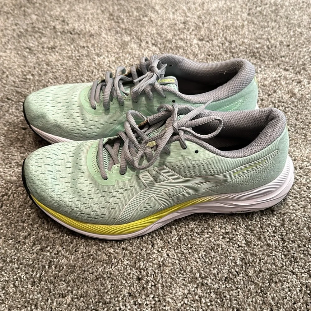 ASICS Women’s Athletic Shoes Mint Green Size 10 - Picture 2 of 7